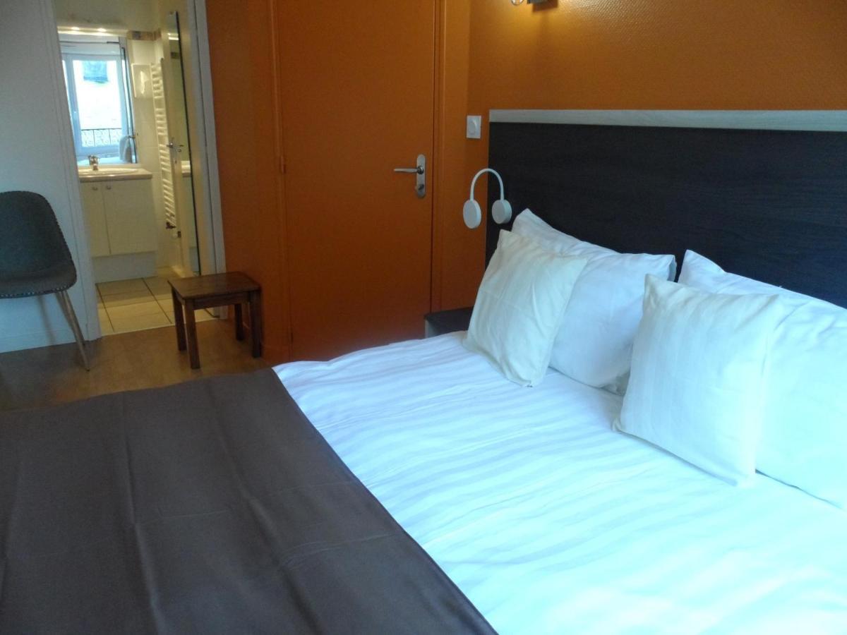 Le Petit Keriquel Hotel La Chapelle-Caro ภายนอก รูปภาพ