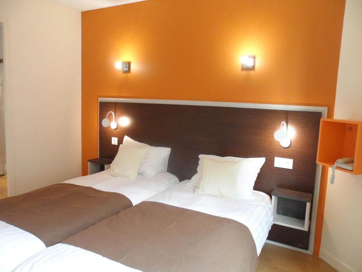 Le Petit Keriquel Hotel La Chapelle-Caro ภายนอก รูปภาพ
