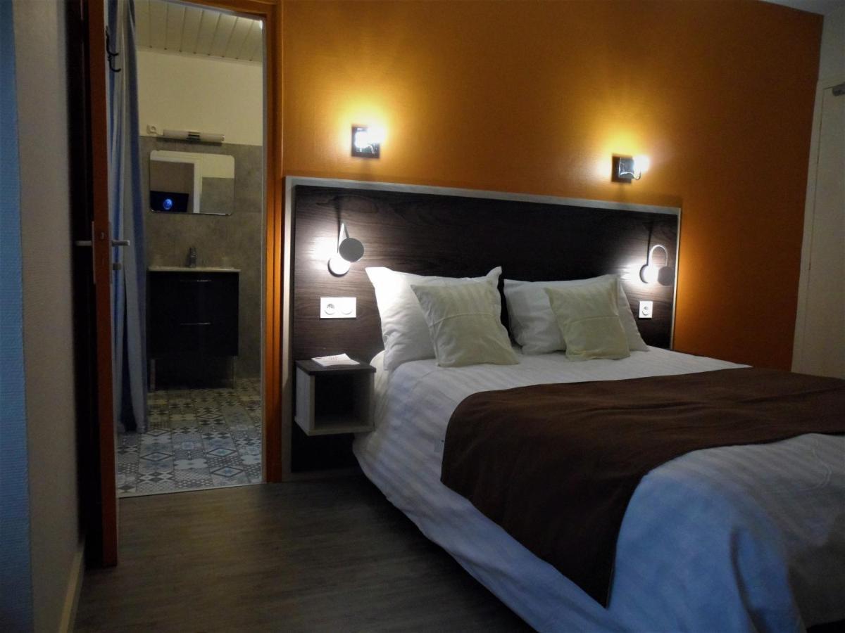 Le Petit Keriquel Hotel La Chapelle-Caro ห้อง รูปภาพ